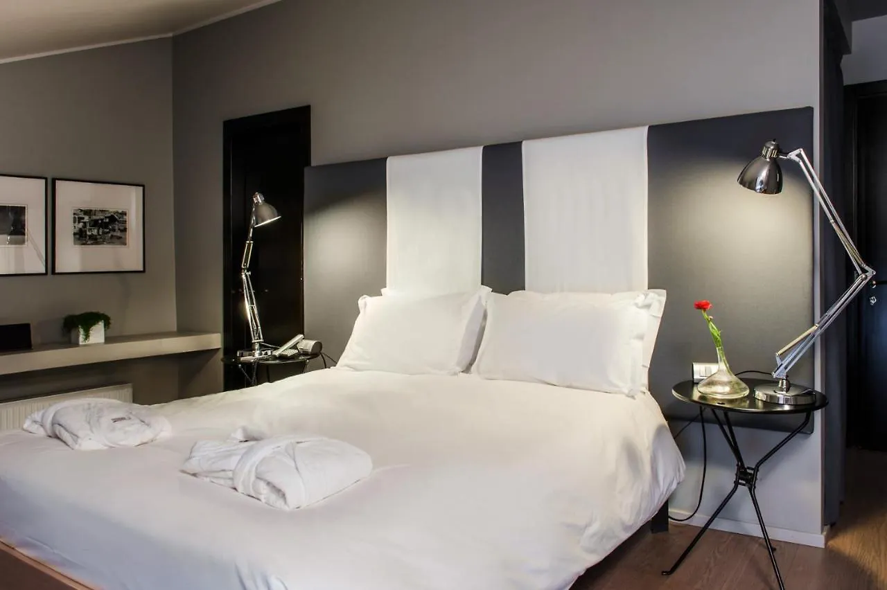 Hotel Casa Poli Mantova 4*,